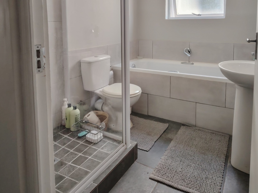 2 Bedroom Property for Sale in Haasendal Western Cape